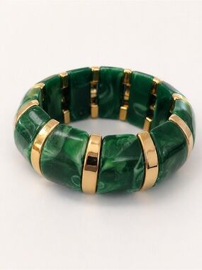 Vintage Green Lucite Stretch Bracelet Gold Tone Chunky Marbled Statement